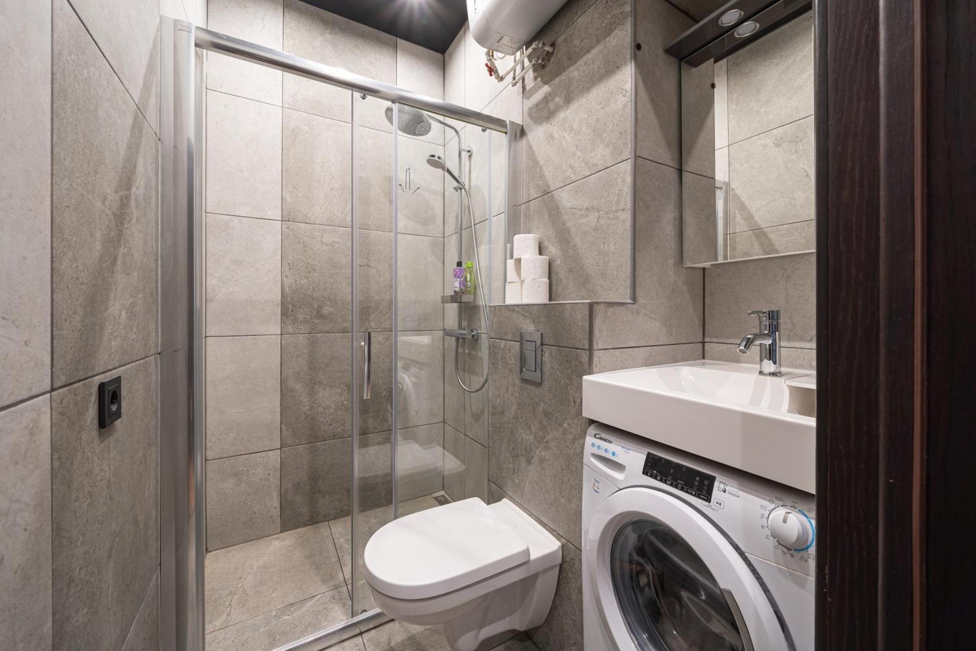 Lienes Iela Gem 1Br Apartment With Fireplace In Historic Unesco Center Riga Exterior foto