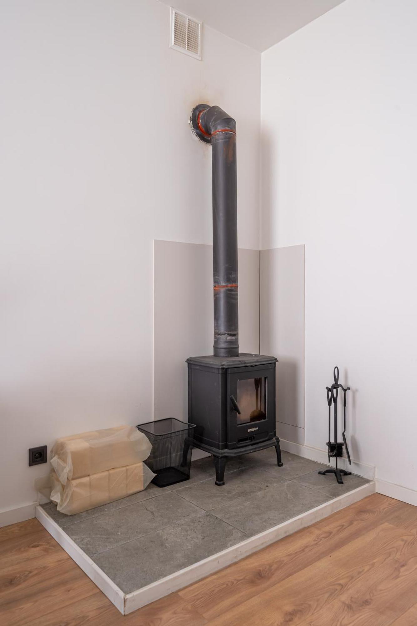 Lienes Iela Gem 1Br Apartment With Fireplace In Historic Unesco Center Riga Exterior foto